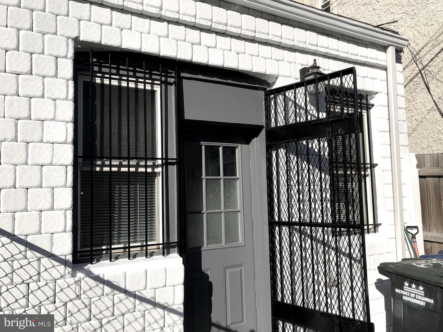 640 COLUMBIA RD NW, WASHINGTON, District Of Columbia 20001, 1 Room Rooms,1 BathroomBathrooms,Residential,For sale,640 COLUMBIA RD NW,DCDC2244146 MLS # DCDC2244146