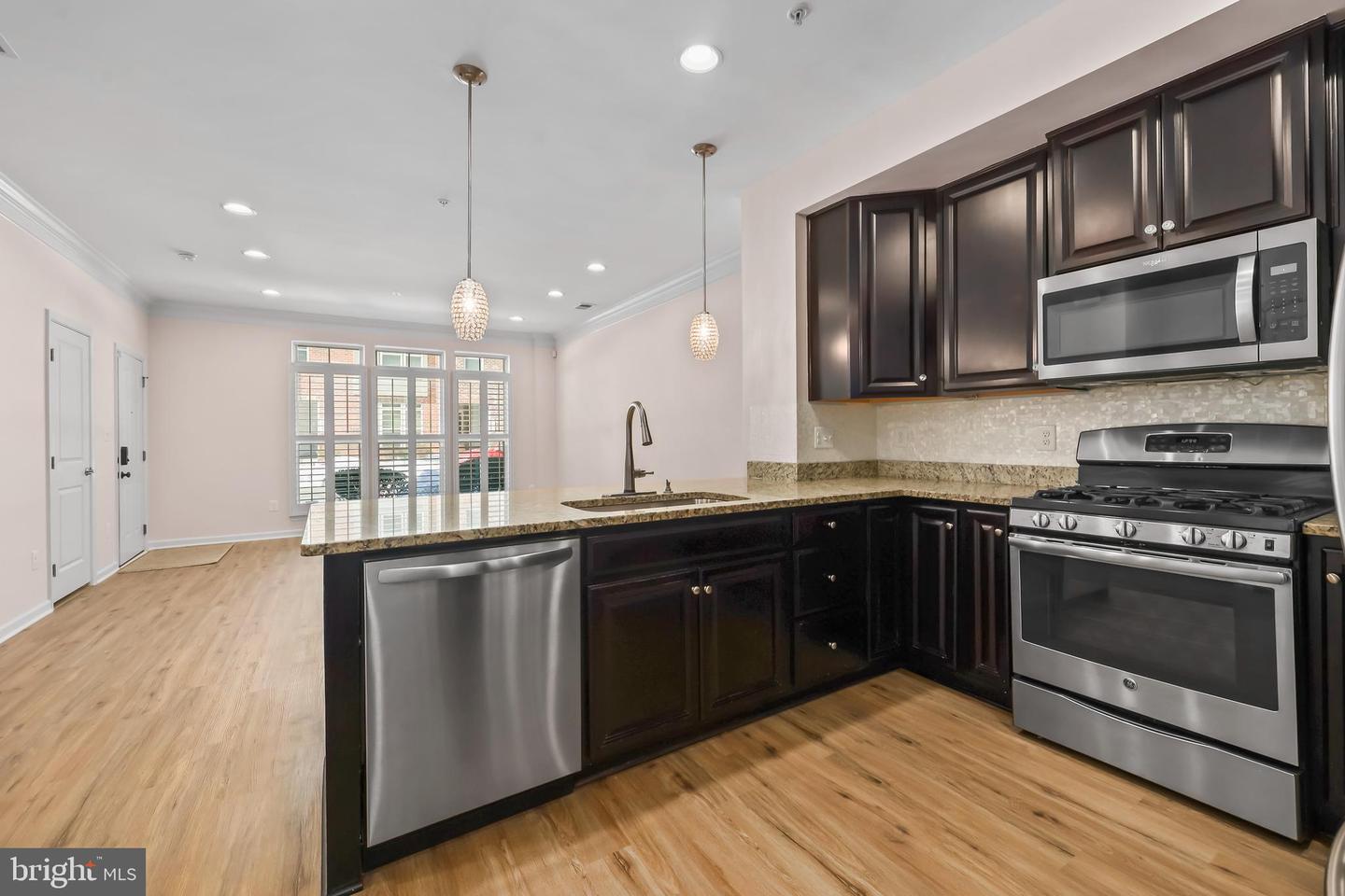 25292 GRAY POPLAR TER, ALDIE, Virginia 20105, 3 Bedrooms Bedrooms, ,2 BathroomsBathrooms,Residential,For sale,25292 GRAY POPLAR TER,VALO2115118 MLS # VALO2115118