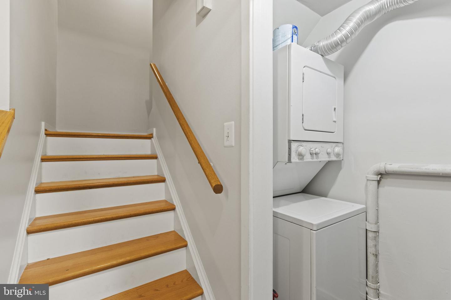 1435 CORCORAN ST NW #3, WASHINGTON, District Of Columbia 20009, 2 Bedrooms Bedrooms, ,1 BathroomBathrooms,Residential,For sale,1435 CORCORAN ST NW #3,DCDC2244884 MLS # DCDC2244884