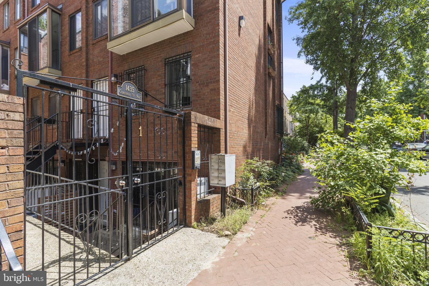 1435 CORCORAN ST NW #3, WASHINGTON, District Of Columbia 20009, 2 Bedrooms Bedrooms, ,1 BathroomBathrooms,Residential,For sale,1435 CORCORAN ST NW #3,DCDC2244884 MLS # DCDC2244884