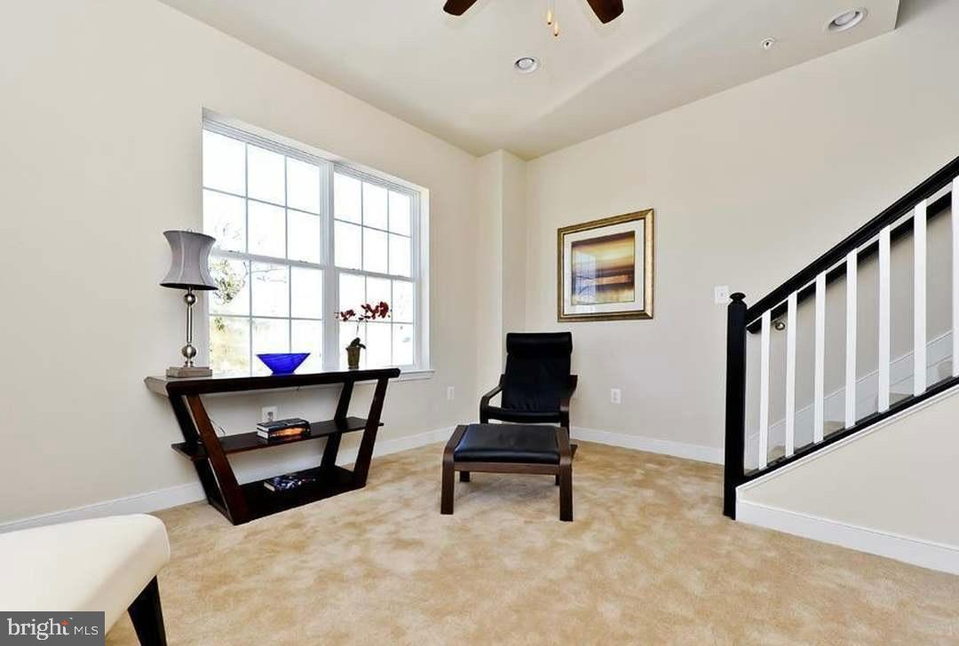 1406 22ND ST SE #F, WASHINGTON, District Of Columbia 20020, 3 Bedrooms Bedrooms, 11 Rooms Rooms,2 BathroomsBathrooms,Residential,For sale,1406 22ND ST SE #F,DCDC2244914 MLS # DCDC2244914