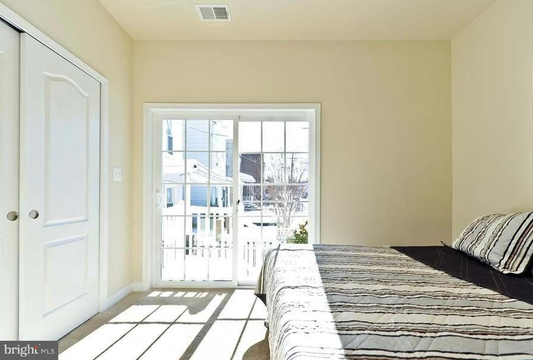 1406 22ND ST SE #F, WASHINGTON, District Of Columbia 20020, 3 Bedrooms Bedrooms, 11 Rooms Rooms,2 BathroomsBathrooms,Residential,For sale,1406 22ND ST SE #F,DCDC2244914 MLS # DCDC2244914