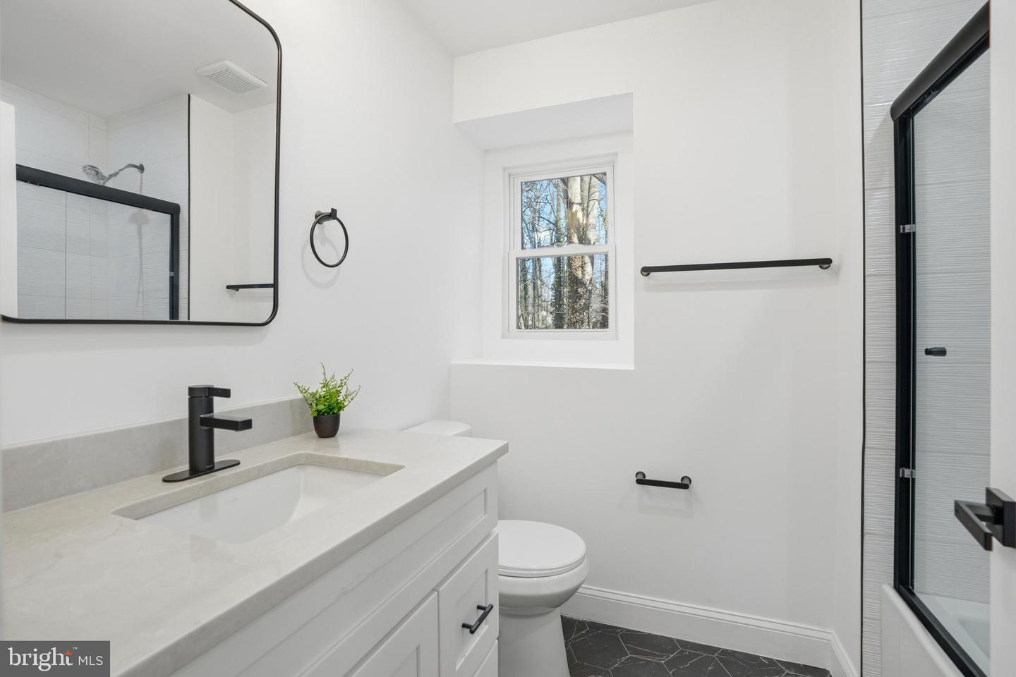 10704 HOWERTON AVE, FAIRFAX, Virginia 22030, 4 Bedrooms Bedrooms, ,3 BathroomsBathrooms,Residential,For sale,10704 HOWERTON AVE,VAFC2007742 MLS # VAFC2007742