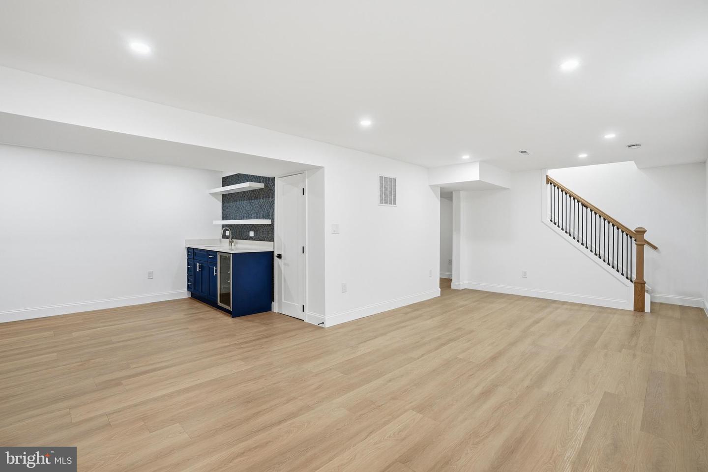 10704 HOWERTON AVE, FAIRFAX, Virginia 22030, 4 Bedrooms Bedrooms, ,3 BathroomsBathrooms,Residential,For sale,10704 HOWERTON AVE,VAFC2007742 MLS # VAFC2007742