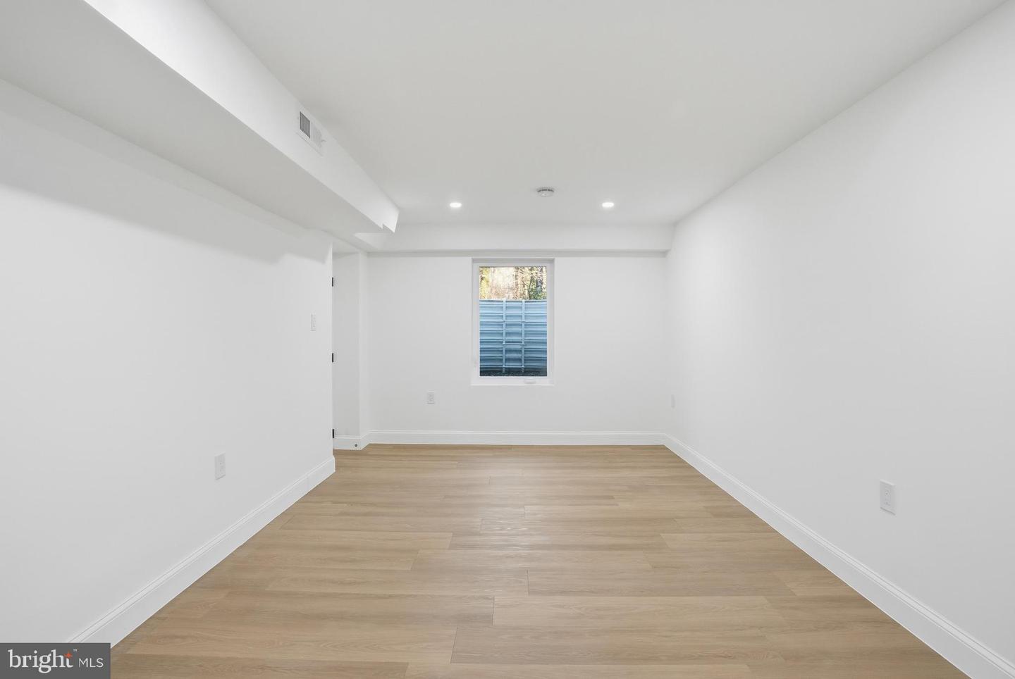 10704 HOWERTON AVE, FAIRFAX, Virginia 22030, 4 Bedrooms Bedrooms, ,3 BathroomsBathrooms,Residential,For sale,10704 HOWERTON AVE,VAFC2007742 MLS # VAFC2007742