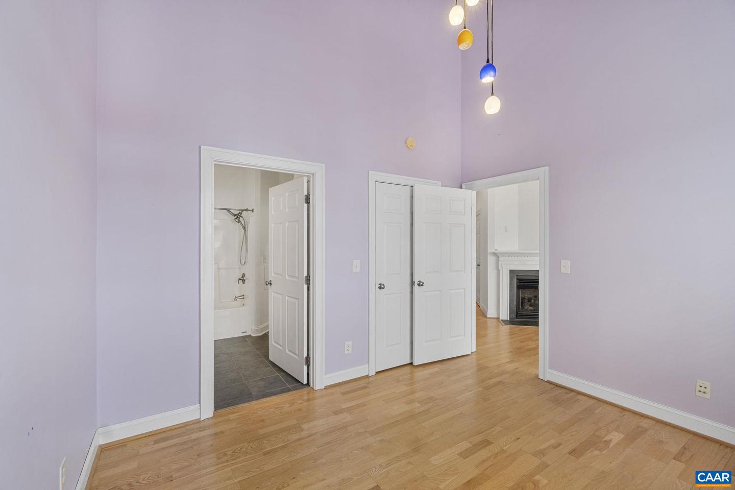 949 GLENWOOD STATION LN #202, CHARLOTTESVILLE, Virginia 22901, 3 Bedrooms Bedrooms, ,3 BathroomsBathrooms,Residential,For sale,949 GLENWOOD STATION LN #202,673078 MLS # 673078