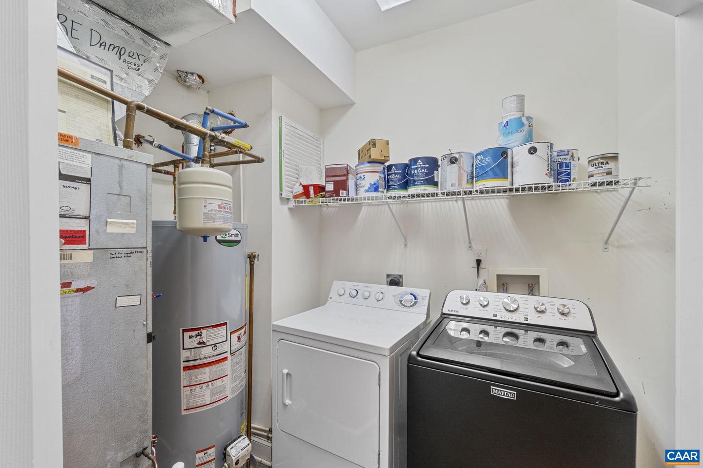 949 GLENWOOD STATION LN #202, CHARLOTTESVILLE, Virginia 22901, 3 Bedrooms Bedrooms, ,3 BathroomsBathrooms,Residential,For sale,949 GLENWOOD STATION LN #202,673078 MLS # 673078