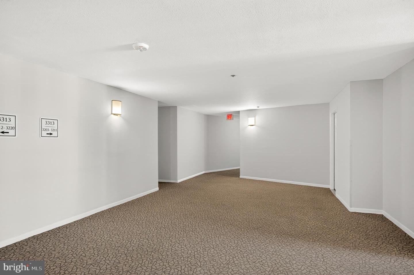 3313 WYNDHAM CIR #3210, ALEXANDRIA, Virginia 22302, 1 Bedroom Bedrooms, ,1 BathroomBathrooms,Residential,For sale,3313 WYNDHAM CIR #3210,VAAX2053904 MLS # VAAX2053904