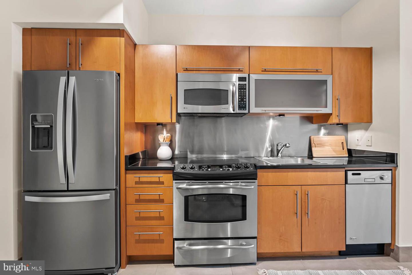 1133 14TH ST NW #802, WASHINGTON, District Of Columbia 20005, 1 Bedroom Bedrooms, ,1 BathroomBathrooms,Residential,For sale,1133 14TH ST NW #802,DCDC2245120 MLS # DCDC2245120