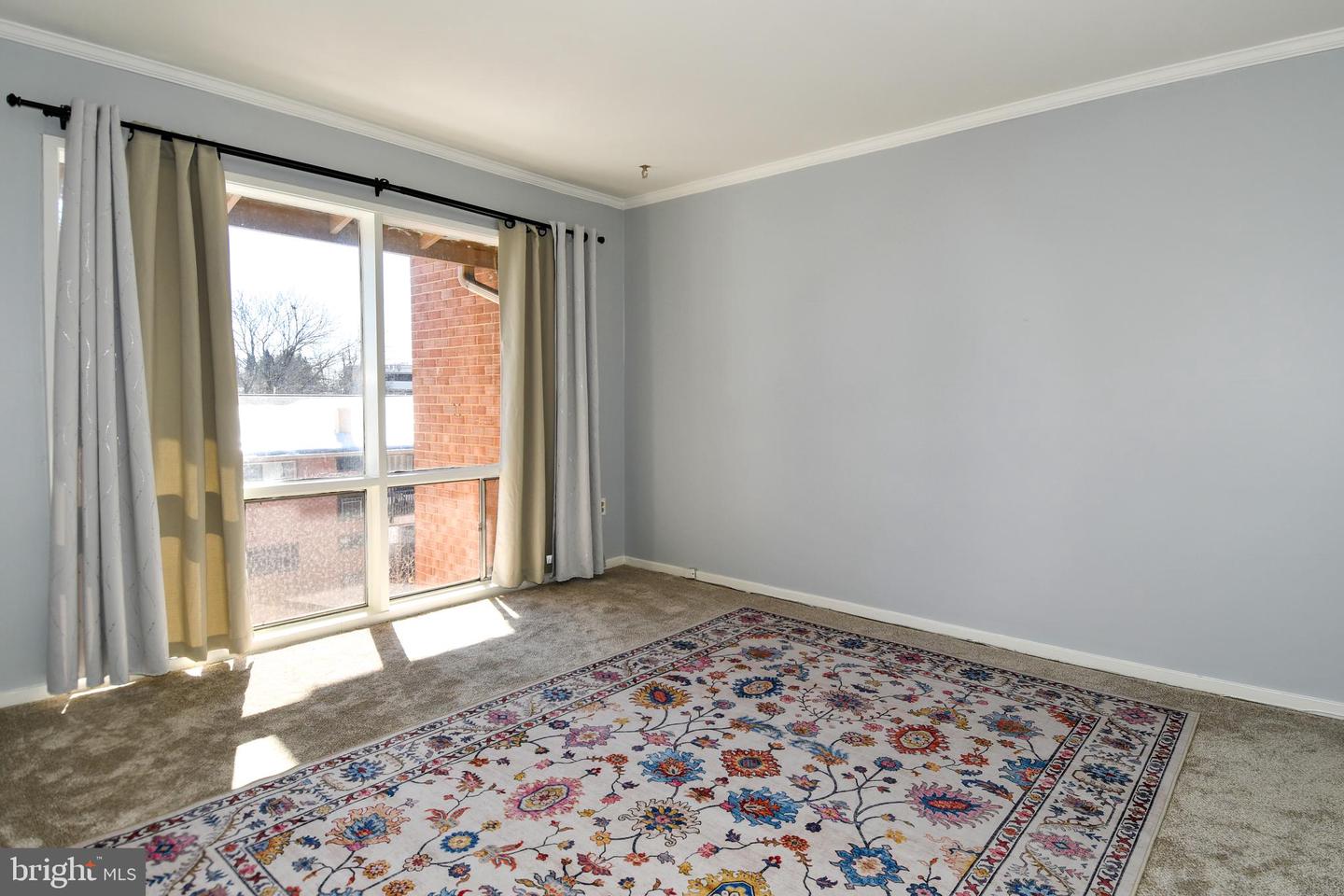 7336 LEE HWY #203, FALLS CHURCH, Virginia 22046, 2 Bedrooms Bedrooms, ,1 BathroomBathrooms,Residential,For sale,7336 LEE HWY #203,VAFX2289614 MLS # VAFX2289614