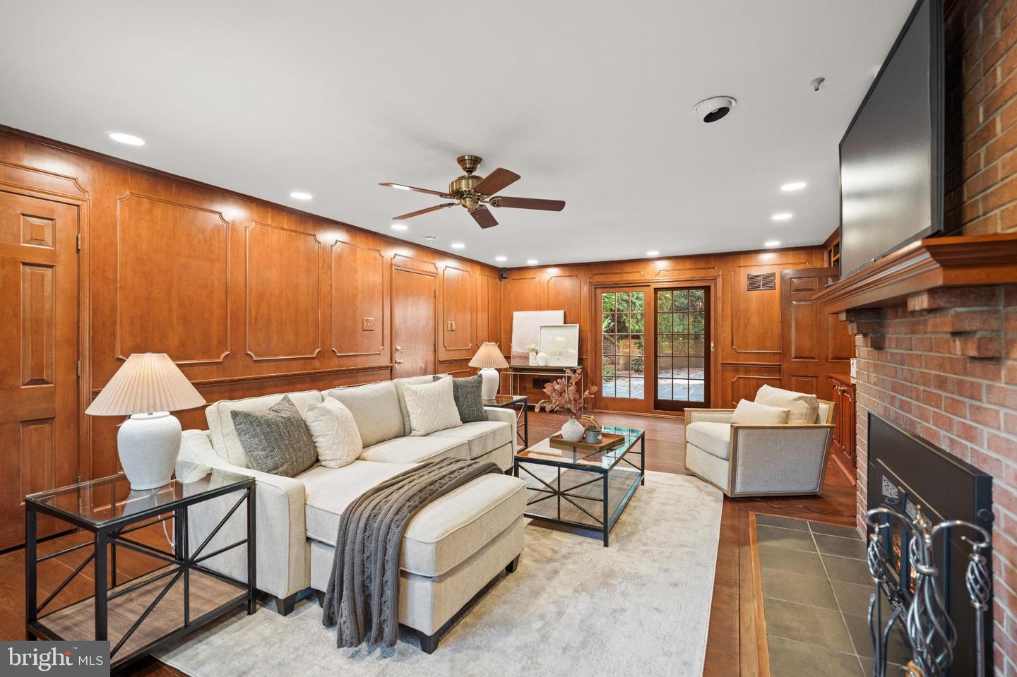 6710 WEMBERLY WAY, MCLEAN, Virginia 22101, 5 Bedrooms Bedrooms, 18 Rooms Rooms,4 BathroomsBathrooms,Residential,For sale,6710 WEMBERLY WAY,VAFX2289618 MLS # VAFX2289618