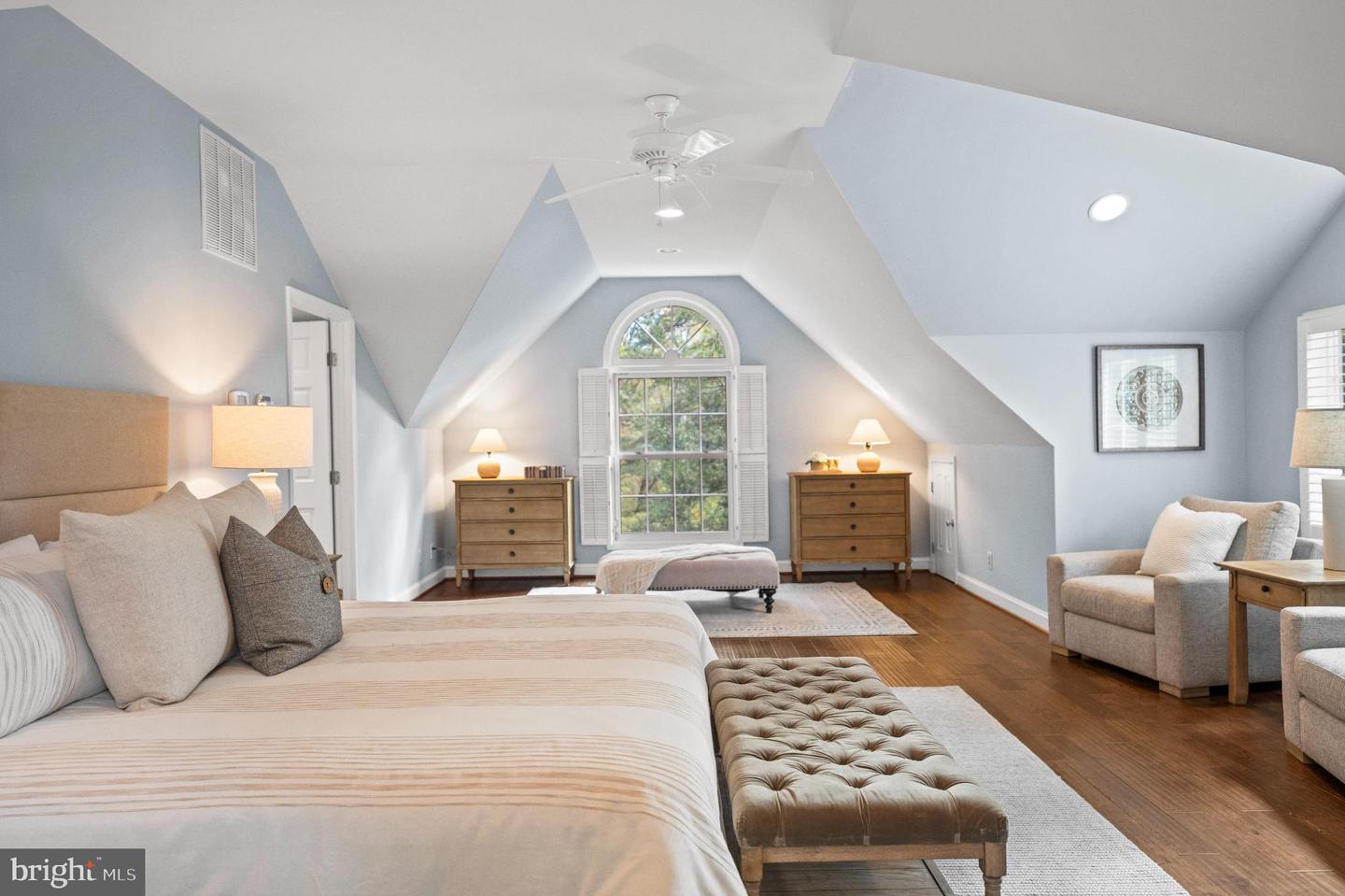 6710 WEMBERLY WAY, MCLEAN, Virginia 22101, 5 Bedrooms Bedrooms, 18 Rooms Rooms,4 BathroomsBathrooms,Residential,For sale,6710 WEMBERLY WAY,VAFX2289618 MLS # VAFX2289618