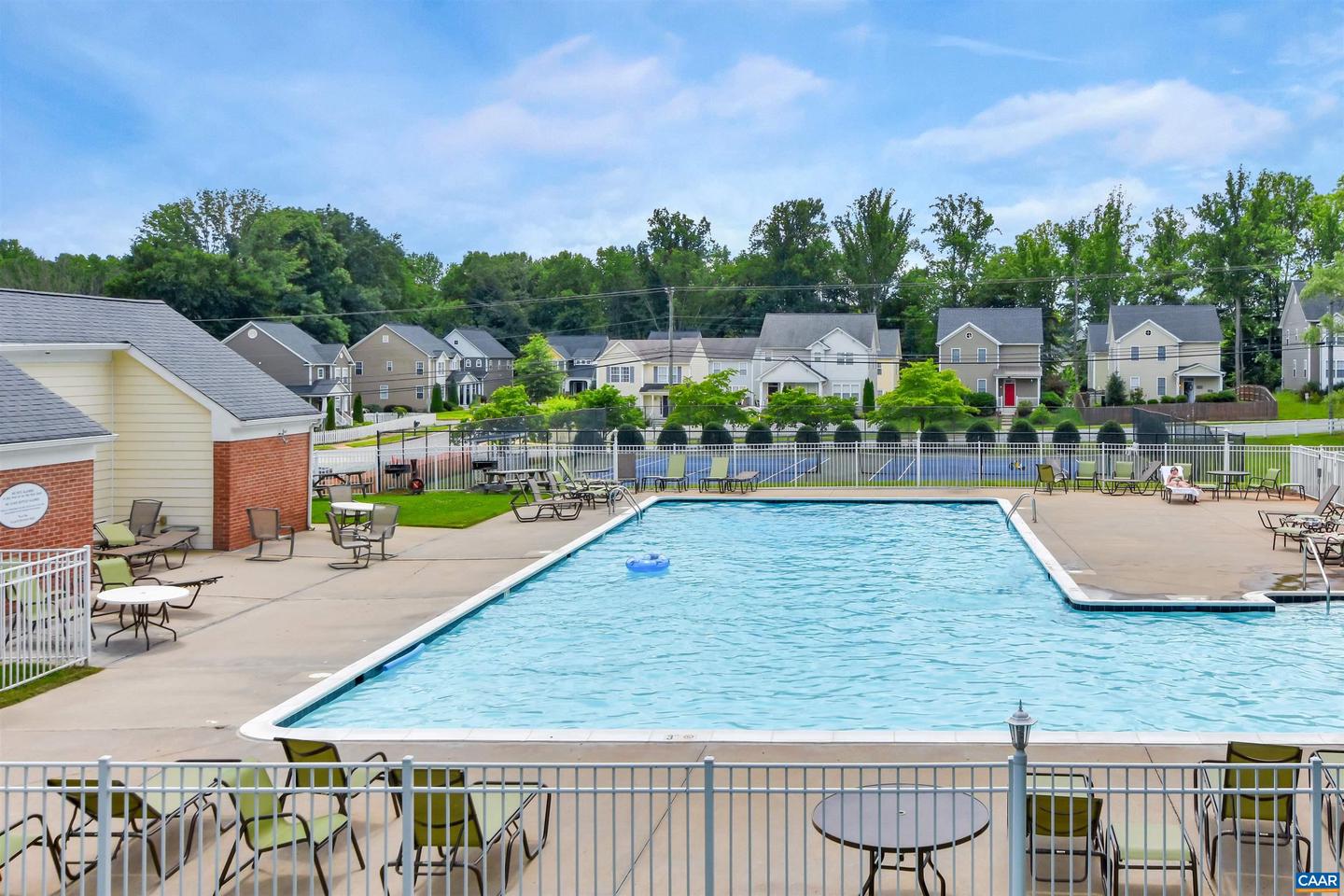 1264 VILLA LN #C, CHARLOTTESVILLE, Virginia 22903, 2 Bedrooms Bedrooms, ,2 BathroomsBathrooms,Residential,For sale,1264 VILLA LN #C,673111 MLS # 673111