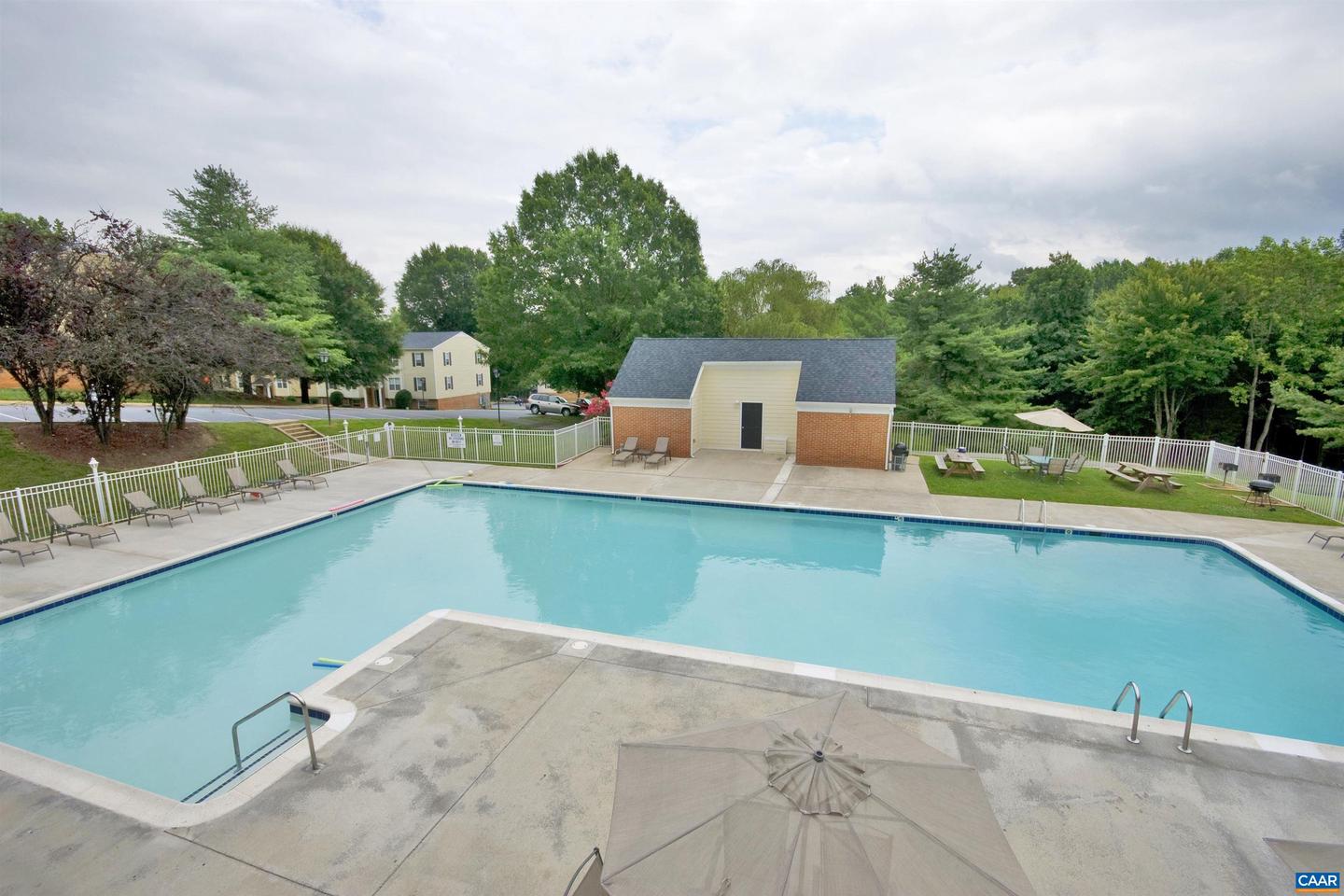 1264 VILLA LN #C, CHARLOTTESVILLE, Virginia 22903, 2 Bedrooms Bedrooms, ,2 BathroomsBathrooms,Residential,For sale,1264 VILLA LN #C,673111 MLS # 673111