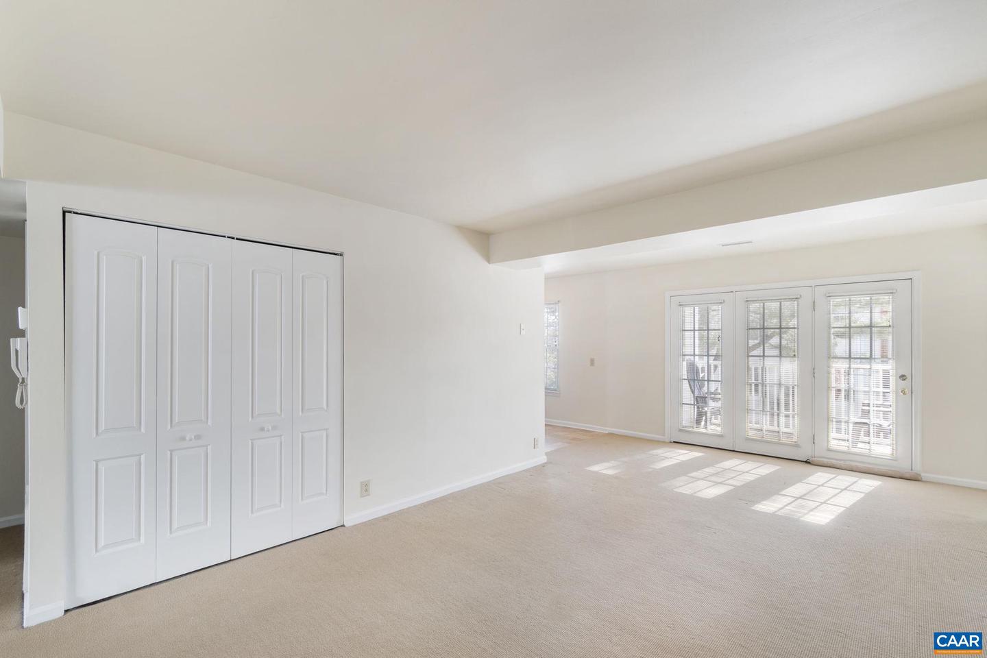 1264 VILLA LN #C, CHARLOTTESVILLE, Virginia 22903, 2 Bedrooms Bedrooms, ,2 BathroomsBathrooms,Residential,For sale,1264 VILLA LN #C,673111 MLS # 673111