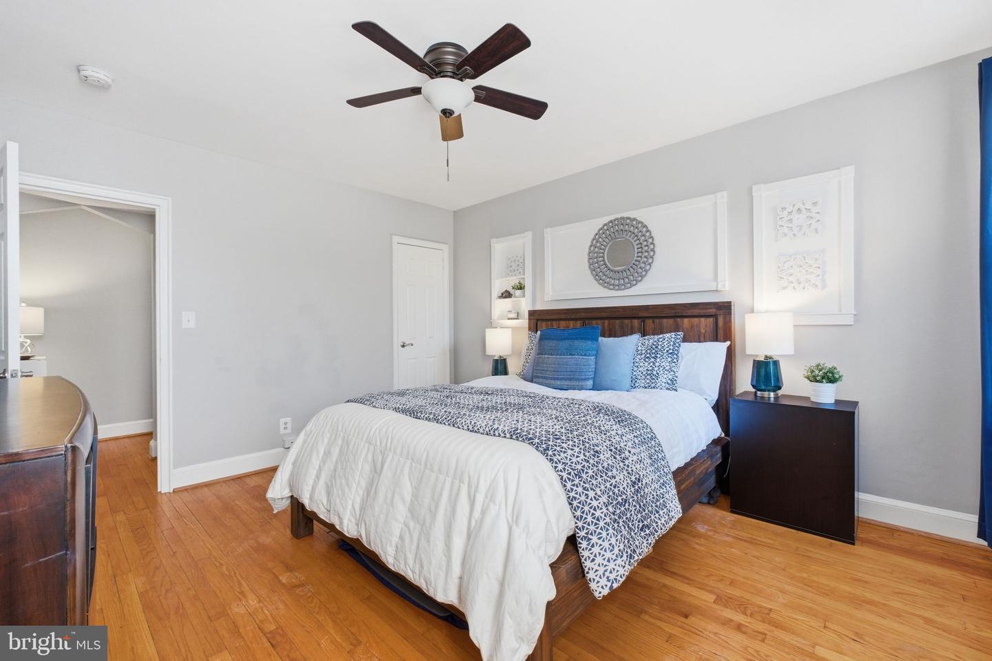 402 COMMONWEALTH AVE #206, ALEXANDRIA, Virginia 22301, 2 Bedrooms Bedrooms, ,1 BathroomBathrooms,Residential,For sale,402 COMMONWEALTH AVE #206,VAAX2053914 MLS # VAAX2053914