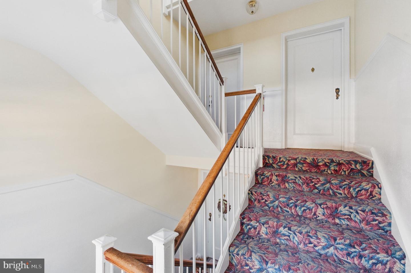 402 COMMONWEALTH AVE #206, ALEXANDRIA, Virginia 22301, 2 Bedrooms Bedrooms, ,1 BathroomBathrooms,Residential,For sale,402 COMMONWEALTH AVE #206,VAAX2053914 MLS # VAAX2053914