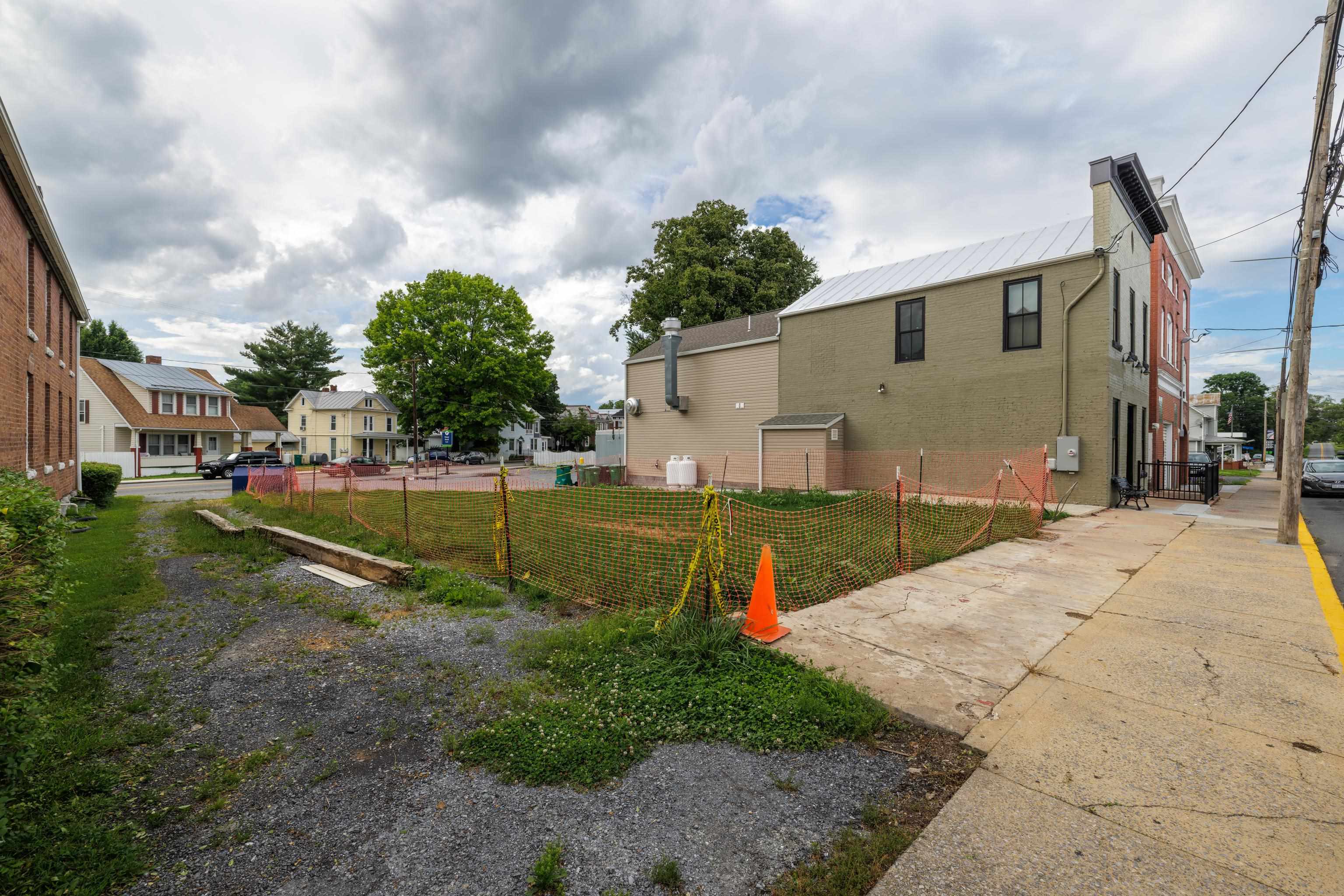 237 MAIN ST, DAYTON, Virginia 22821, ,Commercial,237 MAIN ST,673120 MLS # 673120