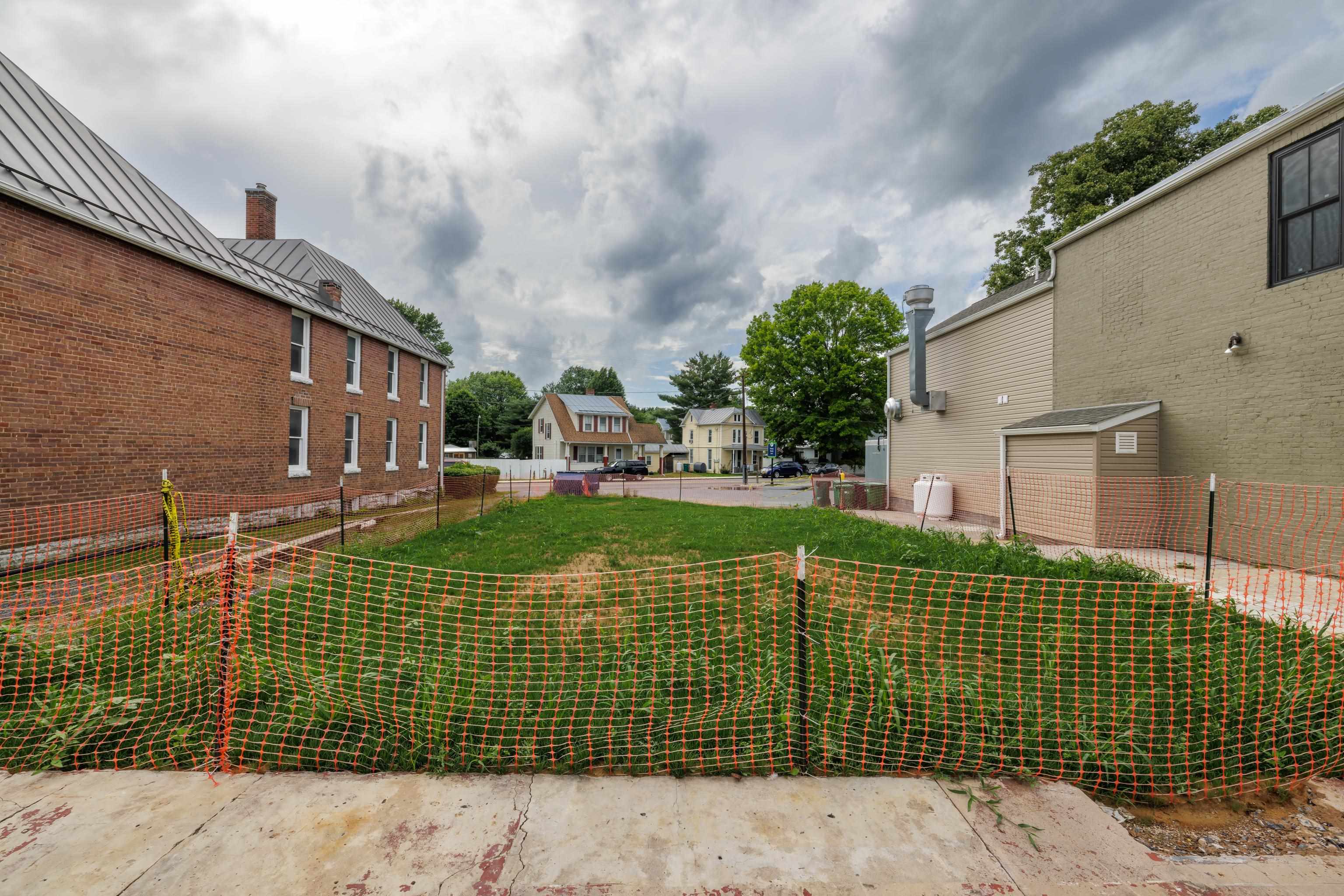 237 MAIN ST, DAYTON, Virginia 22821, ,Commercial,237 MAIN ST,673120 MLS # 673120