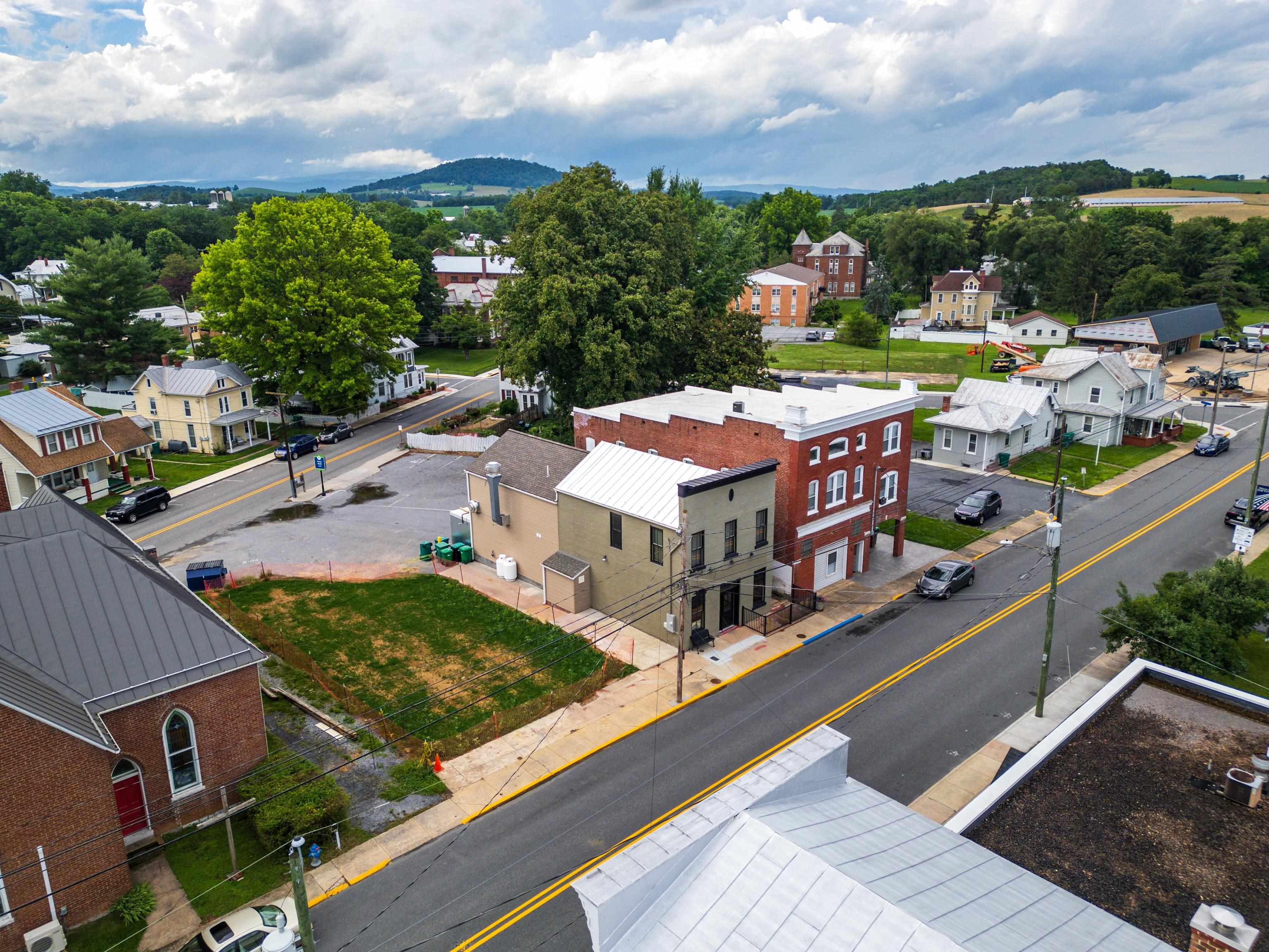 237 MAIN ST, DAYTON, Virginia 22821, ,Commercial,237 MAIN ST,673120 MLS # 673120