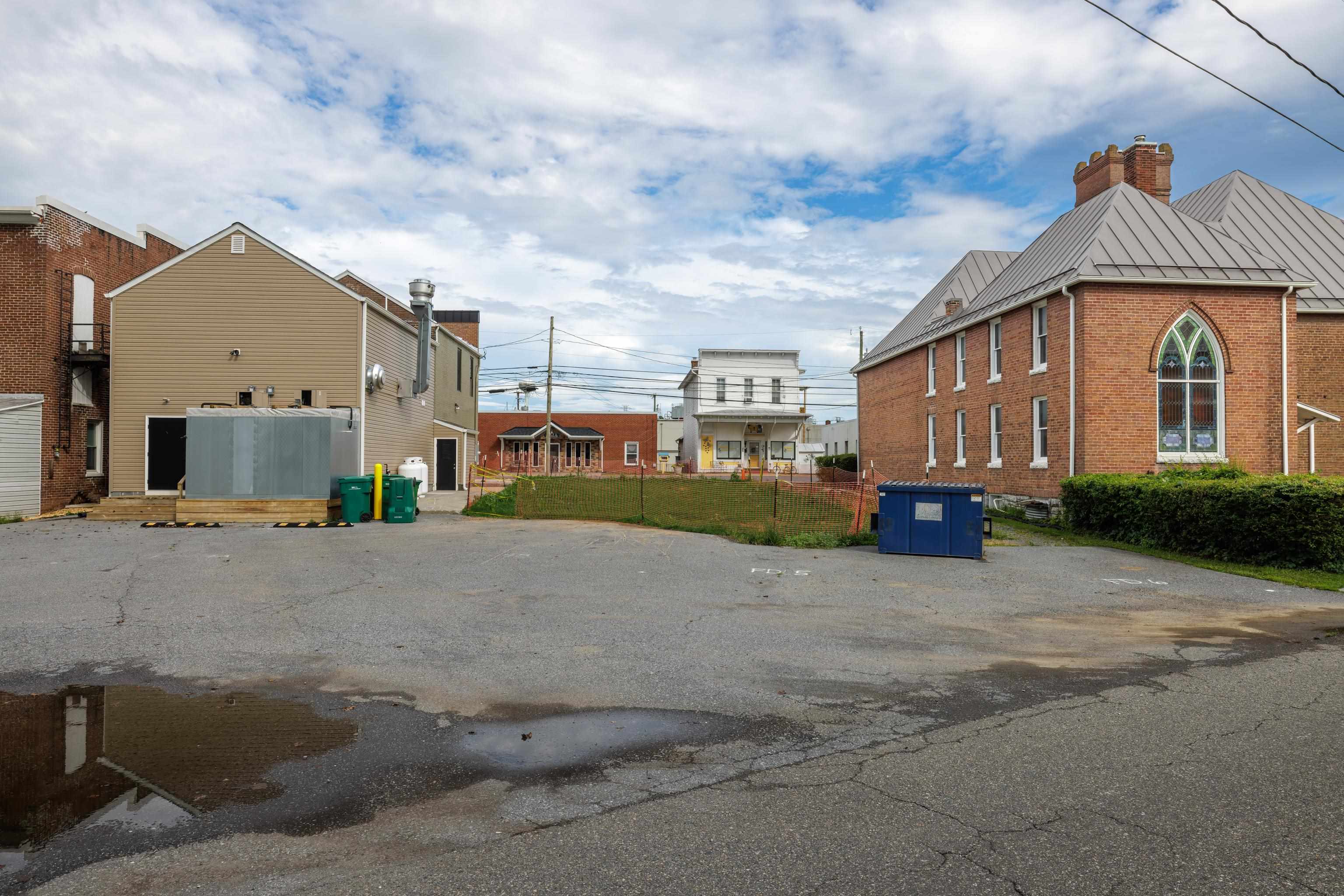 237 MAIN ST, DAYTON, Virginia 22821, ,Commercial,237 MAIN ST,673120 MLS # 673120