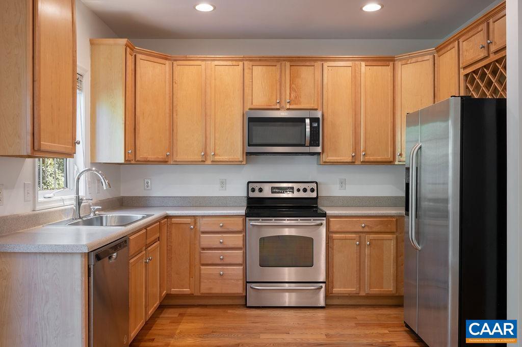 129 OLD FIFTH CIR, CHARLOTTESVILLE, Virginia 22903, 4 Bedrooms Bedrooms, ,2 BathroomsBathrooms,Residential,For sale,129 OLD FIFTH CIR,668533 MLS # 668533