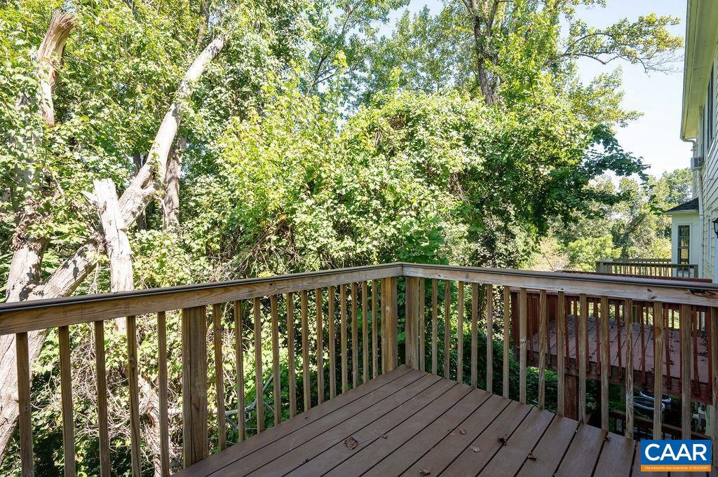 129 OLD FIFTH CIR, CHARLOTTESVILLE, Virginia 22903, 4 Bedrooms Bedrooms, ,2 BathroomsBathrooms,Residential,For sale,129 OLD FIFTH CIR,668533 MLS # 668533