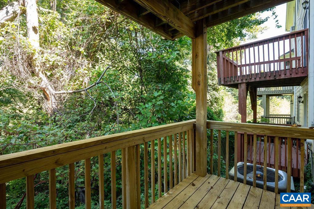 129 OLD FIFTH CIR, CHARLOTTESVILLE, Virginia 22903, 4 Bedrooms Bedrooms, ,2 BathroomsBathrooms,Residential,For sale,129 OLD FIFTH CIR,668533 MLS # 668533