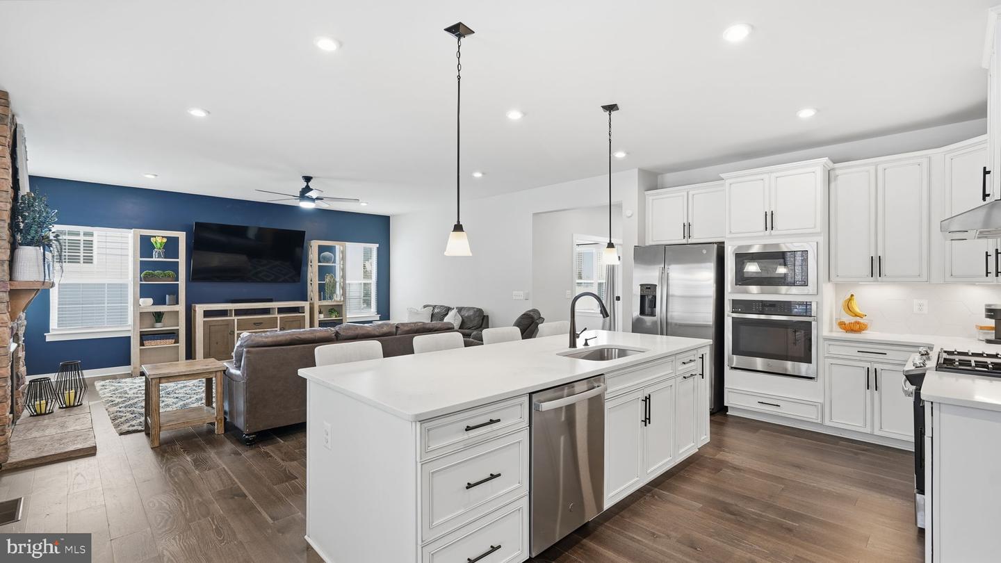 107 MOUNTAIN PATH LN, STAFFORD, Virginia 22554, 6 Bedrooms Bedrooms, ,4 BathroomsBathrooms,Residential,For sale,107 MOUNTAIN PATH LN,VAST2042574 MLS # VAST2042574