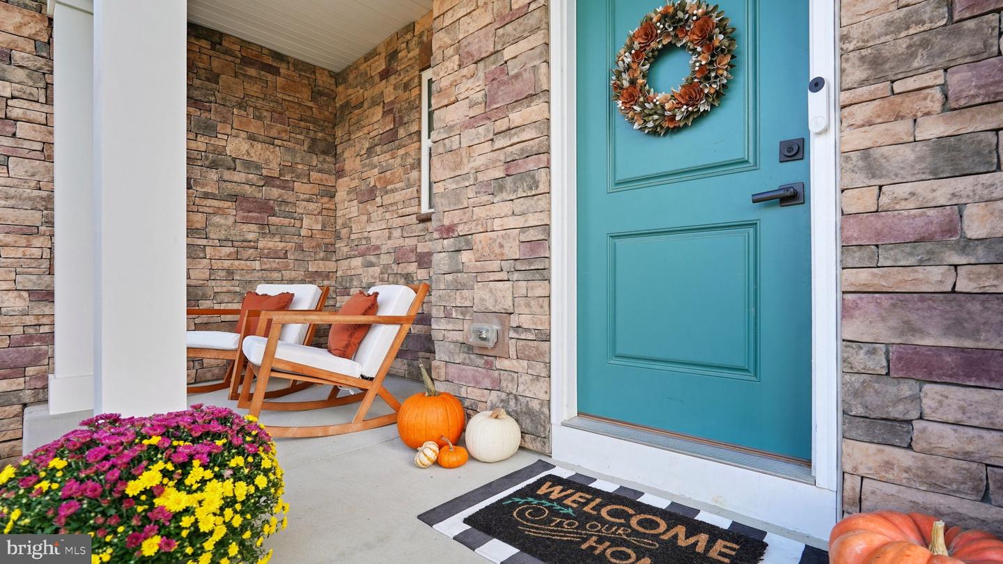 107 MOUNTAIN PATH LN, STAFFORD, Virginia 22554, 6 Bedrooms Bedrooms, ,4 BathroomsBathrooms,Residential,For sale,107 MOUNTAIN PATH LN,VAST2042574 MLS # VAST2042574