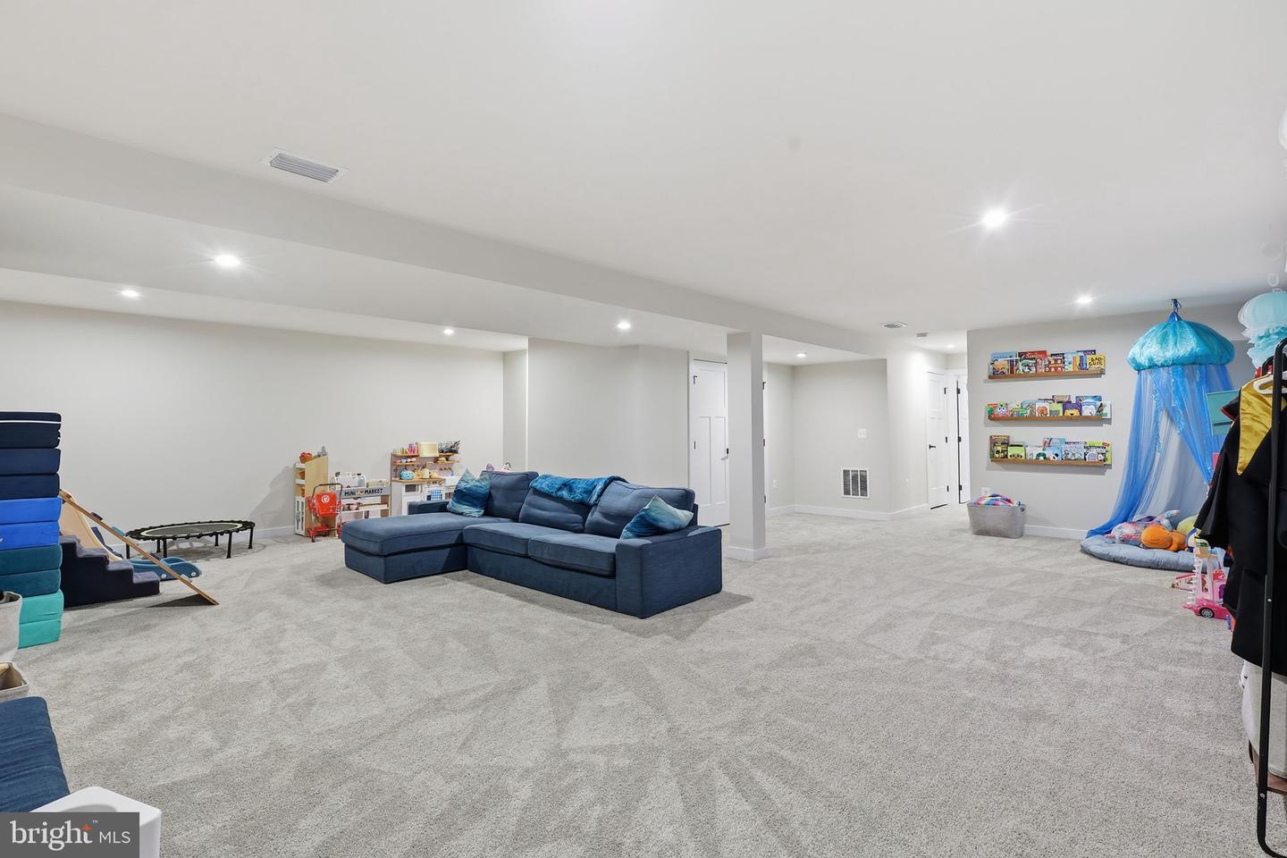 107 MOUNTAIN PATH LN, STAFFORD, Virginia 22554, 6 Bedrooms Bedrooms, ,4 BathroomsBathrooms,Residential,For sale,107 MOUNTAIN PATH LN,VAST2042574 MLS # VAST2042574