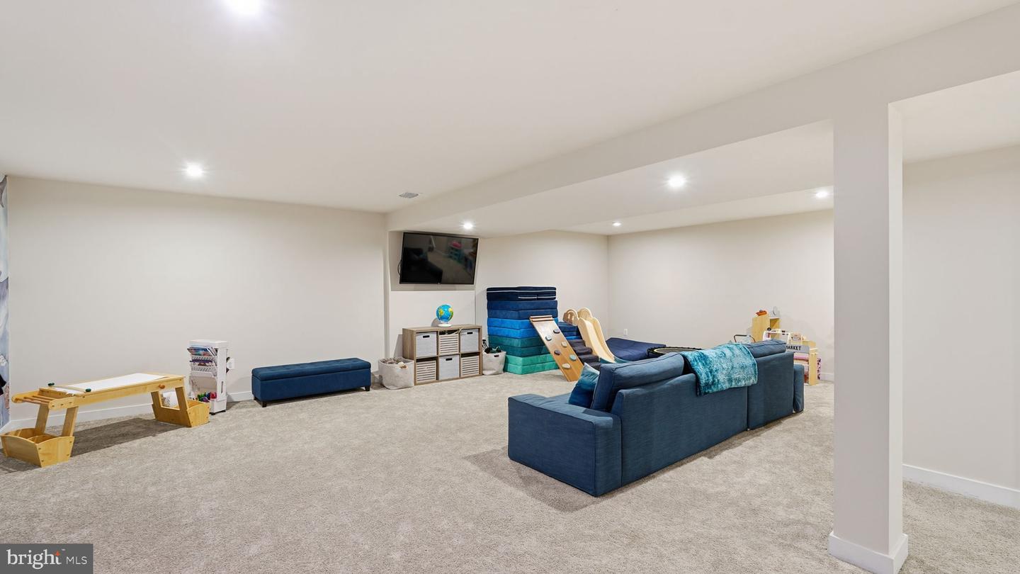 107 MOUNTAIN PATH LN, STAFFORD, Virginia 22554, 6 Bedrooms Bedrooms, ,4 BathroomsBathrooms,Residential,For sale,107 MOUNTAIN PATH LN,VAST2042574 MLS # VAST2042574