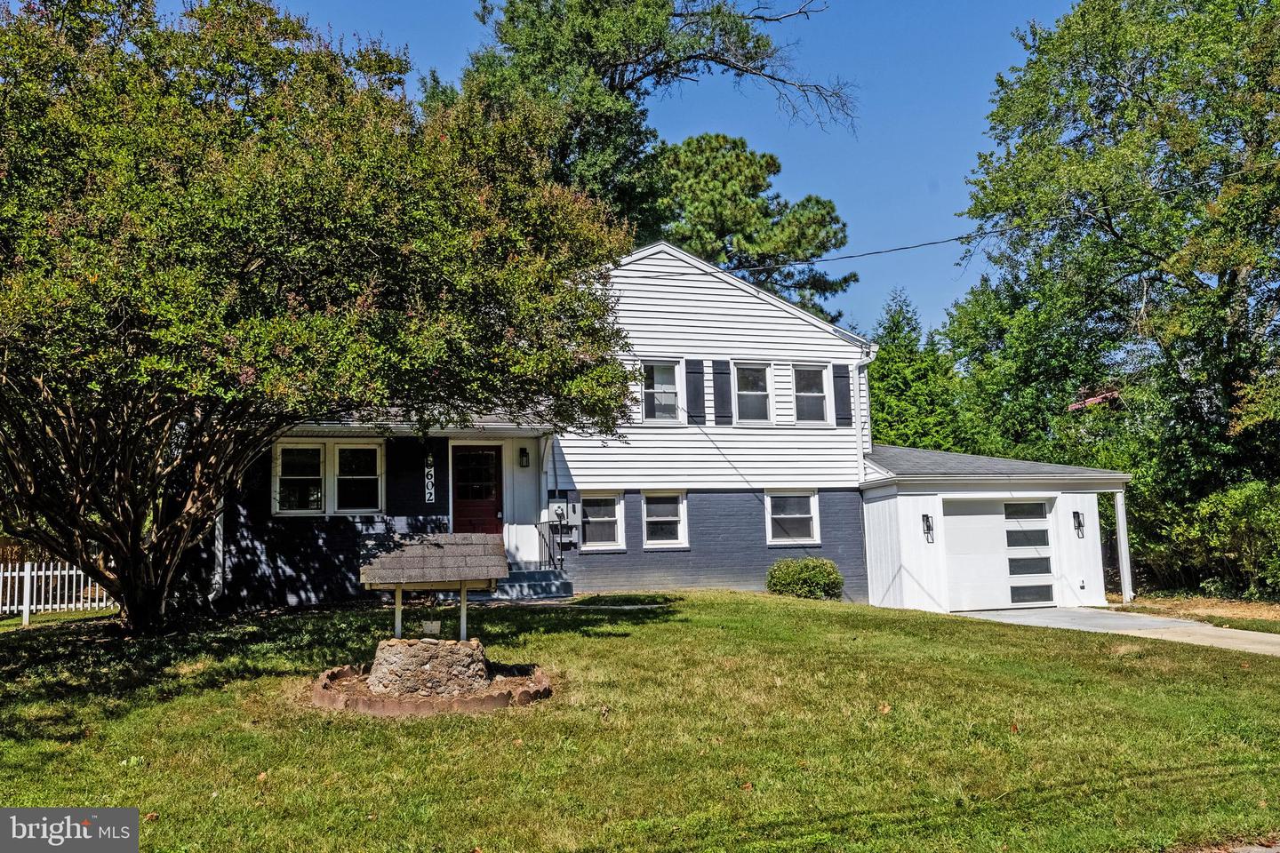 8602 CUSHMAN PL, ALEXANDRIA, Virginia 22308, 4 Bedrooms Bedrooms, ,3 BathroomsBathrooms,Residential,For sale,8602 CUSHMAN PL,VAFX2266324 MLS # VAFX2266324