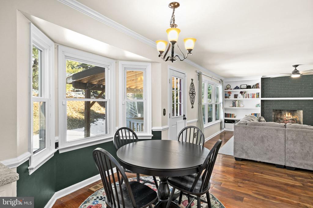 105 CHINABERRY DR, FREDERICKSBURG, Virginia 22407, 5 Bedrooms Bedrooms, ,3 BathroomsBathrooms,Residential,BREEZEWOOD,105 CHINABERRY DR,VASP2039154 MLS # VASP2039154