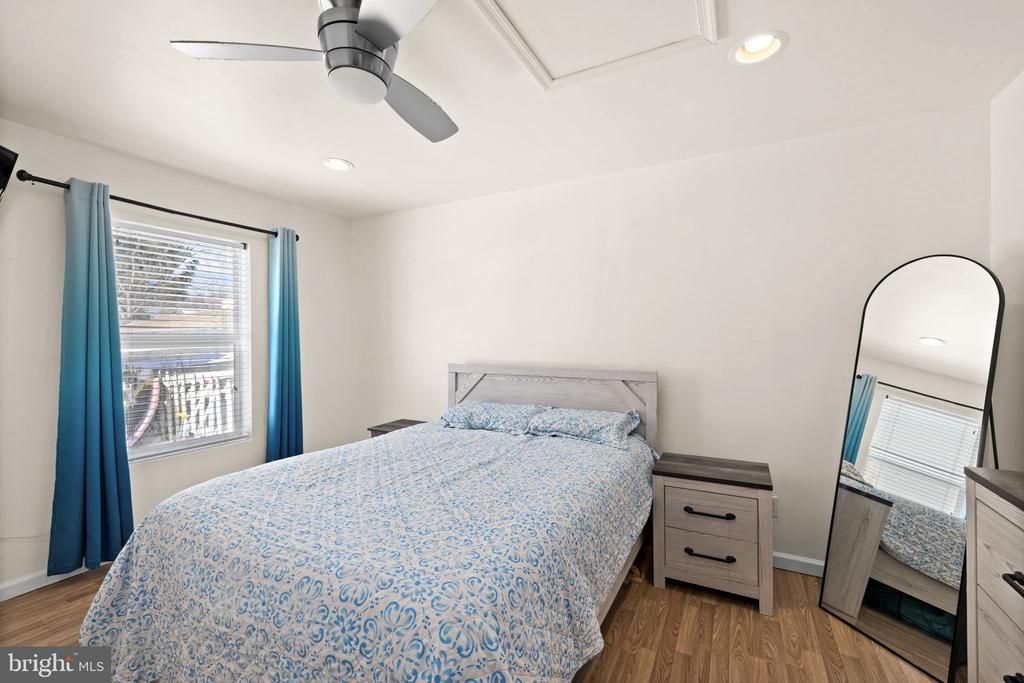 105 CHINABERRY DR, FREDERICKSBURG, Virginia 22407, 5 Bedrooms Bedrooms, ,3 BathroomsBathrooms,Residential,BREEZEWOOD,105 CHINABERRY DR,VASP2039154 MLS # VASP2039154