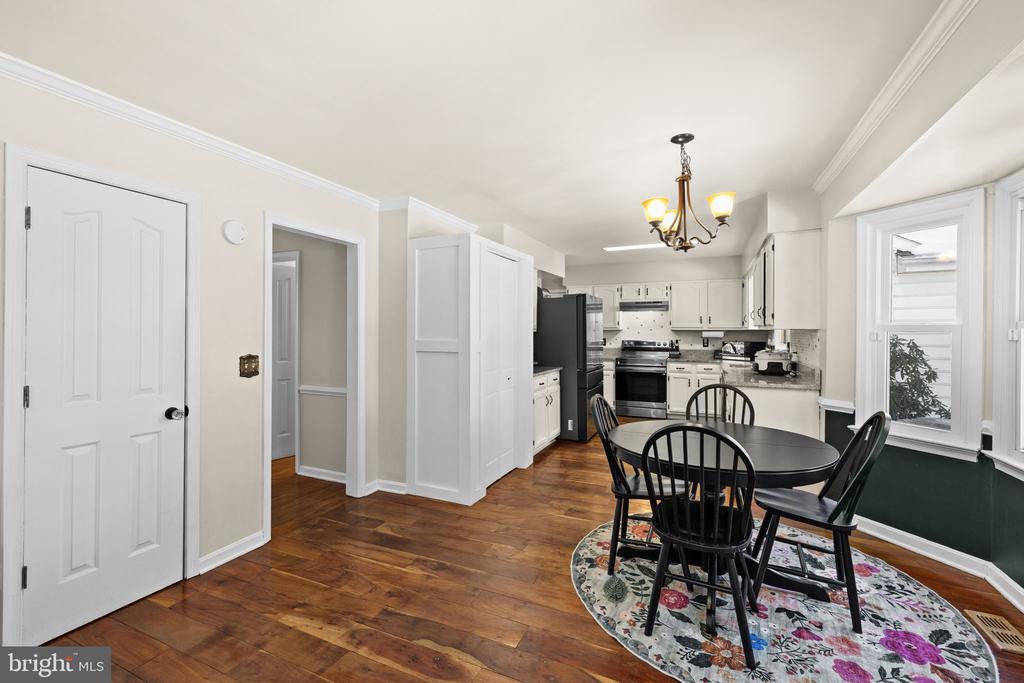 105 CHINABERRY DR, FREDERICKSBURG, Virginia 22407, 5 Bedrooms Bedrooms, ,3 BathroomsBathrooms,Residential,BREEZEWOOD,105 CHINABERRY DR,VASP2039154 MLS # VASP2039154