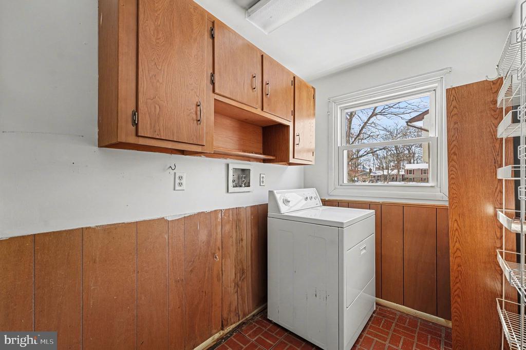 3212 WAVERLY DR, FREDERICKSBURG, Virginia 22407, 3 Bedrooms Bedrooms, ,2 BathroomsBathrooms,Residential,3212 WAVERLY DR,VASP2039156 MLS # VASP2039156