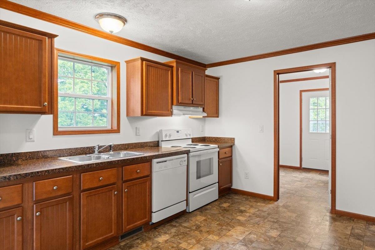 4767 S OX RD, EDINBURG, Virginia 22824, 3 Bedrooms Bedrooms, ,2 BathroomsBathrooms,Residential,4767 S OX RD,665981 MLS # 665981