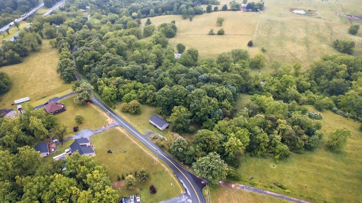 4767 S OX RD, EDINBURG, Virginia 22824, 3 Bedrooms Bedrooms, ,2 BathroomsBathrooms,Residential,4767 S OX RD,665981 MLS # 665981