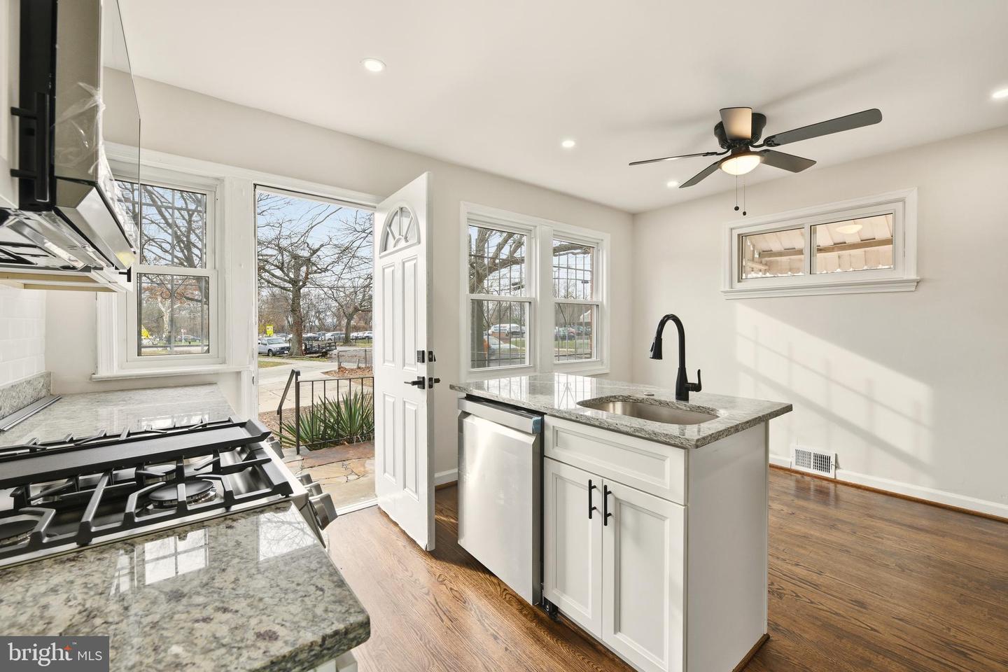 186 FORRESTER ST SW, WASHINGTON, District Of Columbia 20032, 3 Bedrooms Bedrooms, ,2 BathroomsBathrooms,Residential,For sale,186 FORRESTER ST SW,DCDC2233044 MLS # DCDC2233044