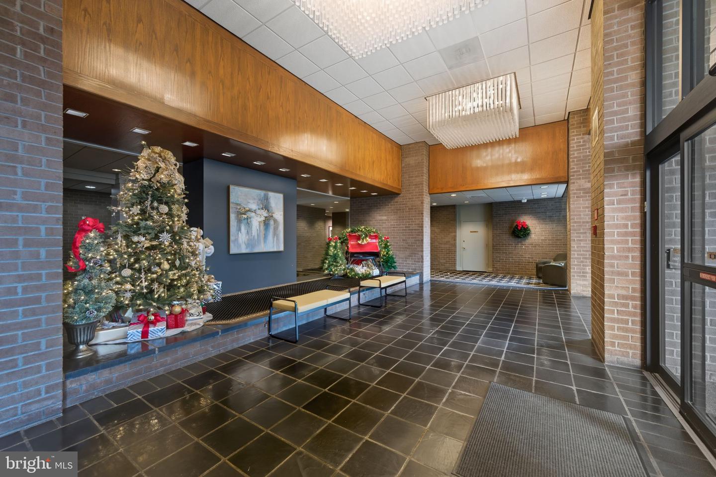 1800 OLD MEADOW RD #1720, MCLEAN, Virginia 22102, 2 Bedrooms Bedrooms, ,2 BathroomsBathrooms,Residential,For sale,1800 OLD MEADOW RD #1720,VAFX2282786 MLS # VAFX2282786