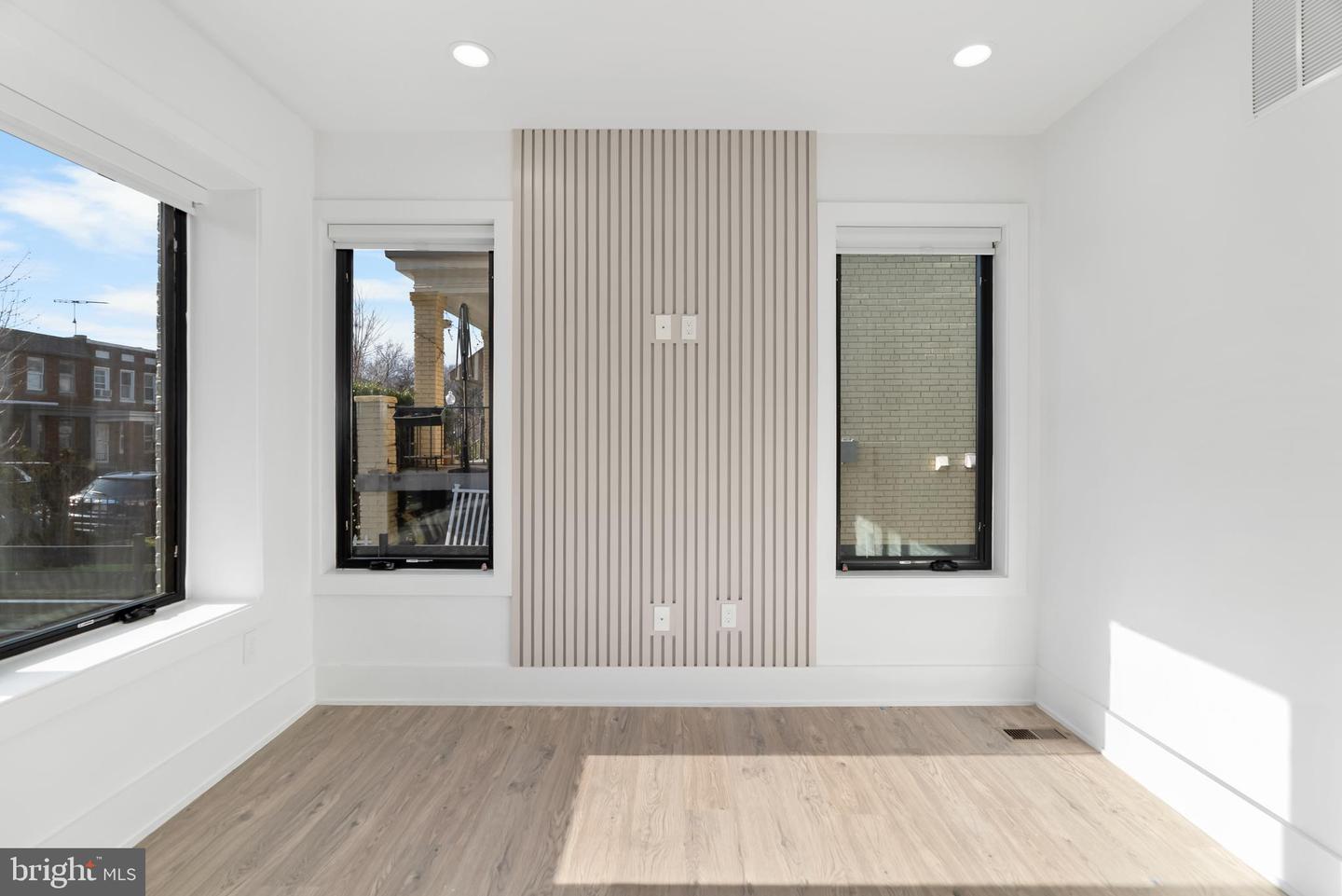 1140 OATES ST NE #102, WASHINGTON, District Of Columbia 20002, 3 Bedrooms Bedrooms, ,2 BathroomsBathrooms,Residential,For sale,1140 OATES ST NE #102,DCDC2235300 MLS # DCDC2235300