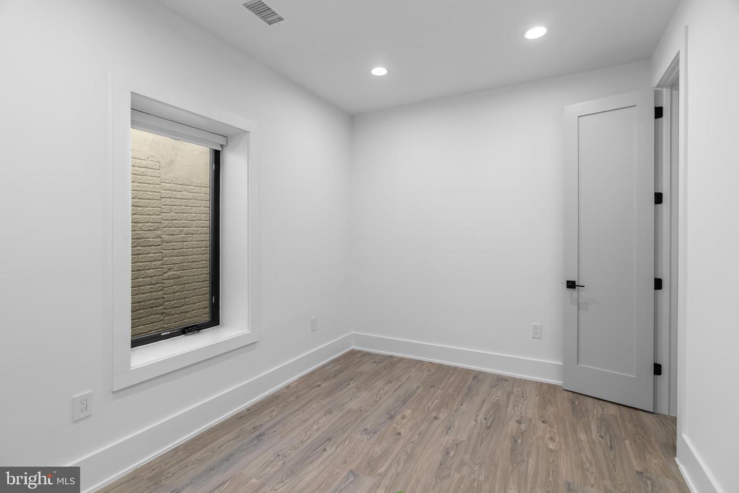 1140 OATES ST NE #102, WASHINGTON, District Of Columbia 20002, 3 Bedrooms Bedrooms, ,2 BathroomsBathrooms,Residential,For sale,1140 OATES ST NE #102,DCDC2235300 MLS # DCDC2235300