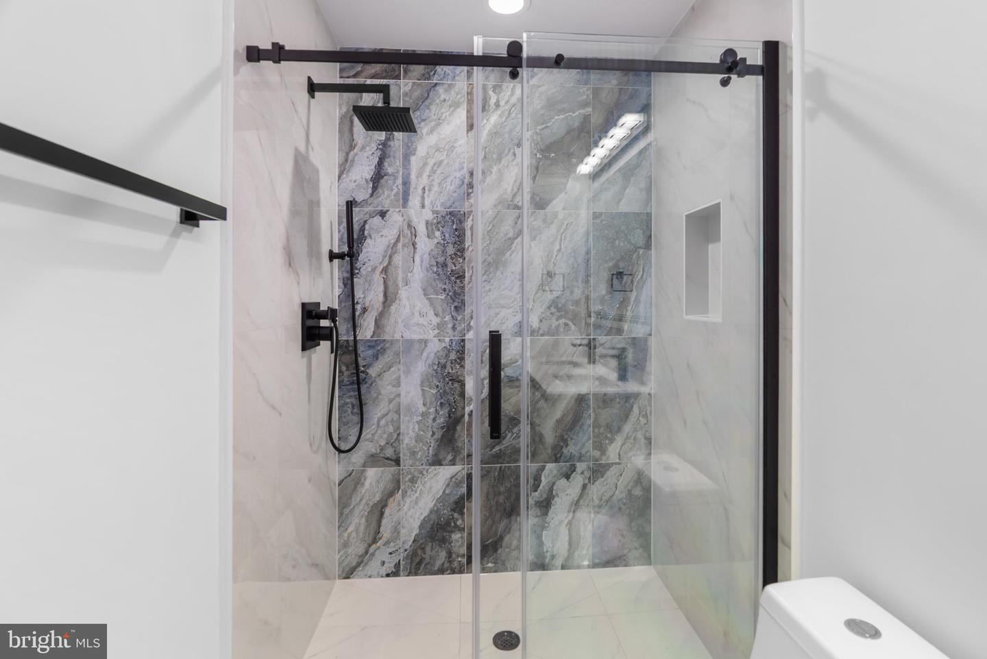 1140 OATES ST NE #102, WASHINGTON, District Of Columbia 20002, 3 Bedrooms Bedrooms, ,2 BathroomsBathrooms,Residential,For sale,1140 OATES ST NE #102,DCDC2235300 MLS # DCDC2235300