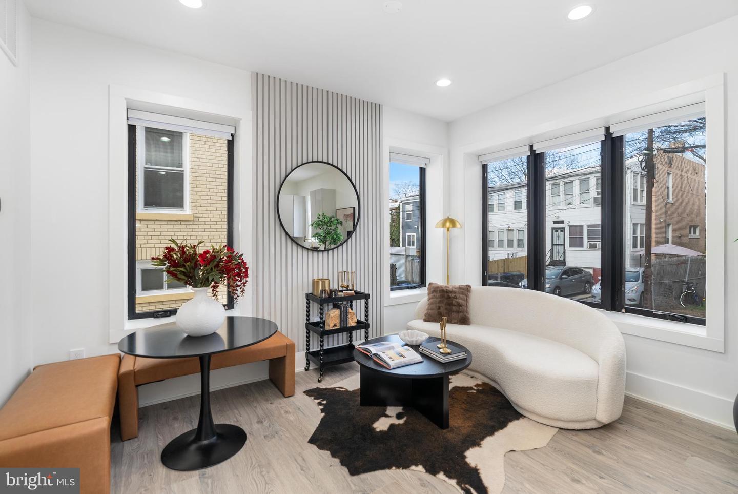 1140 OATES ST NE #201, WASHINGTON, District Of Columbia 20002, 3 Bedrooms Bedrooms, ,2 BathroomsBathrooms,Residential,For sale,1140 OATES ST NE #201,DCDC2235302 MLS # DCDC2235302