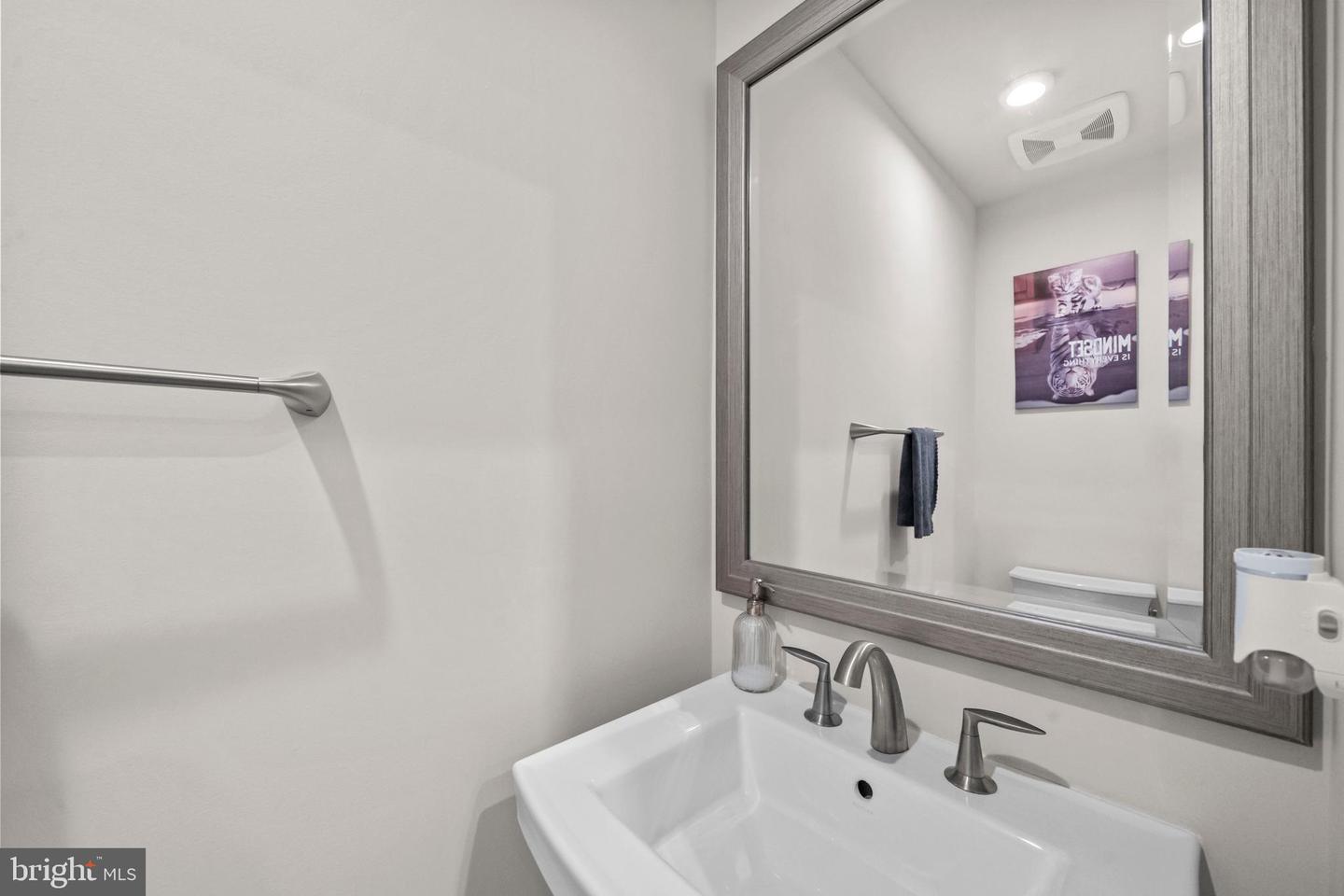 7470 BACKETT WOOD TER #301, MCLEAN, Virginia 22102, 3 Bedrooms Bedrooms, ,2 BathroomsBathrooms,Residential,For sale,7470 BACKETT WOOD TER #301,VAFX2283108 MLS # VAFX2283108