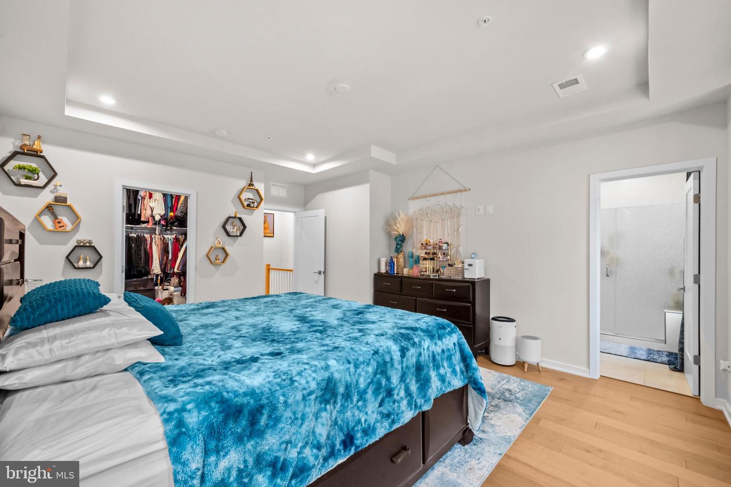 7470 BACKETT WOOD TER #301, MCLEAN, Virginia 22102, 3 Bedrooms Bedrooms, ,2 BathroomsBathrooms,Residential,For sale,7470 BACKETT WOOD TER #301,VAFX2283108 MLS # VAFX2283108