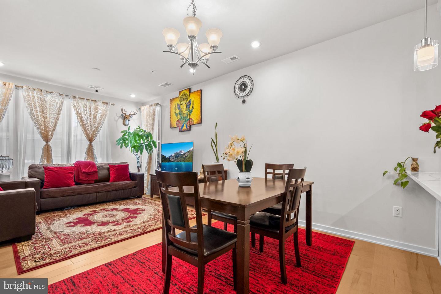 7470 BACKETT WOOD TER #301, MCLEAN, Virginia 22102, 3 Bedrooms Bedrooms, ,2 BathroomsBathrooms,Residential,For sale,7470 BACKETT WOOD TER #301,VAFX2283108 MLS # VAFX2283108