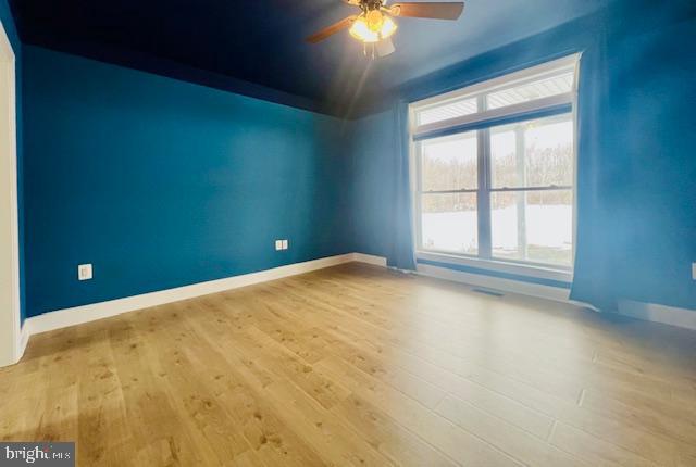 116 WAYPOINTE CT, FREDERICKSBURG, Virginia 22406, 4 Bedrooms Bedrooms, ,3 BathroomsBathrooms,Residential,For sale,116 WAYPOINTE CT,VAST2045152 MLS # VAST2045152