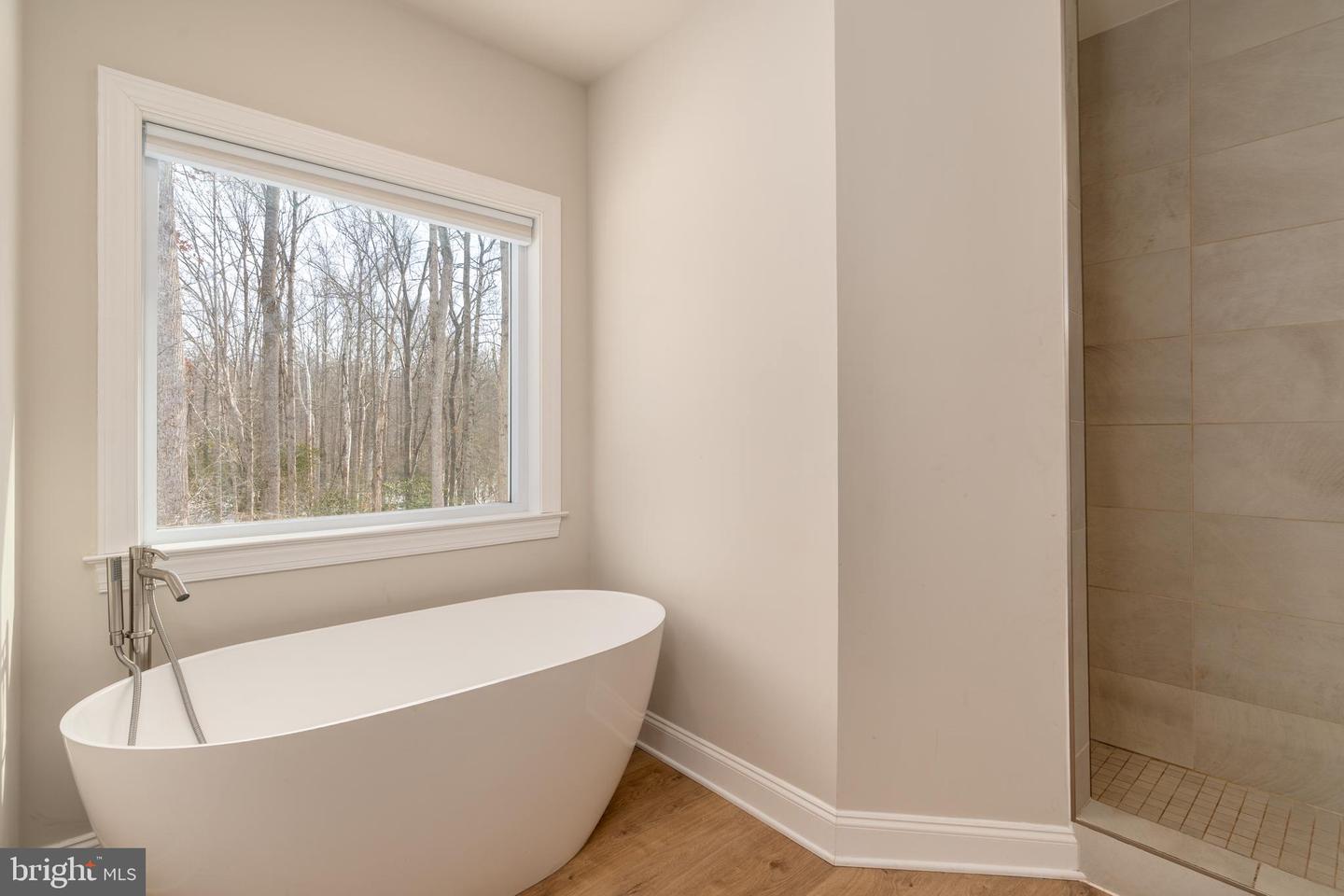 116 WAYPOINTE CT, FREDERICKSBURG, Virginia 22406, 4 Bedrooms Bedrooms, ,3 BathroomsBathrooms,Residential,For sale,116 WAYPOINTE CT,VAST2045152 MLS # VAST2045152